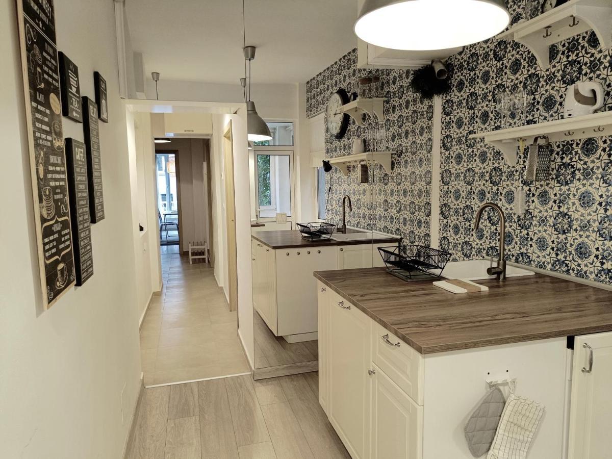 Newly Refurbished Apartment In The City Center Sofia Buitenkant foto