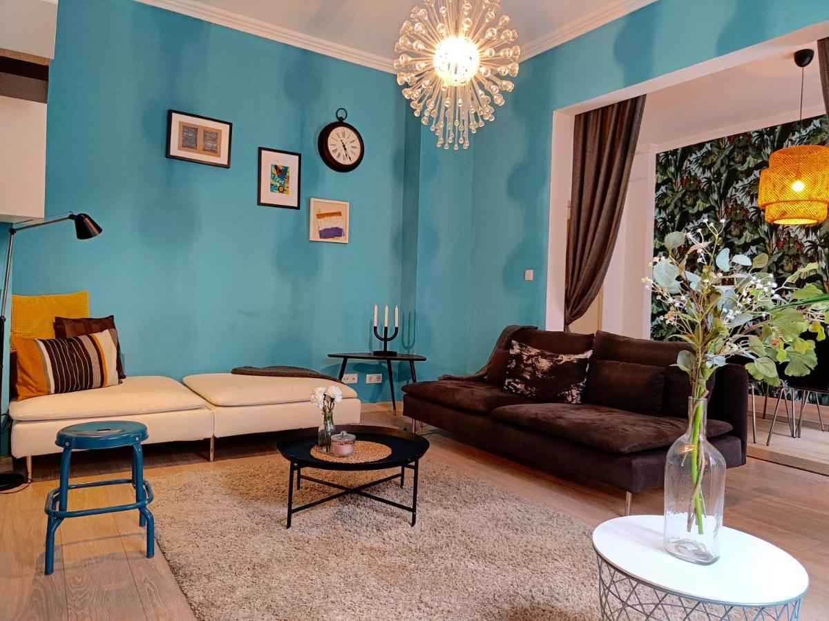 Newly Refurbished Apartment In The City Center Sofia Buitenkant foto