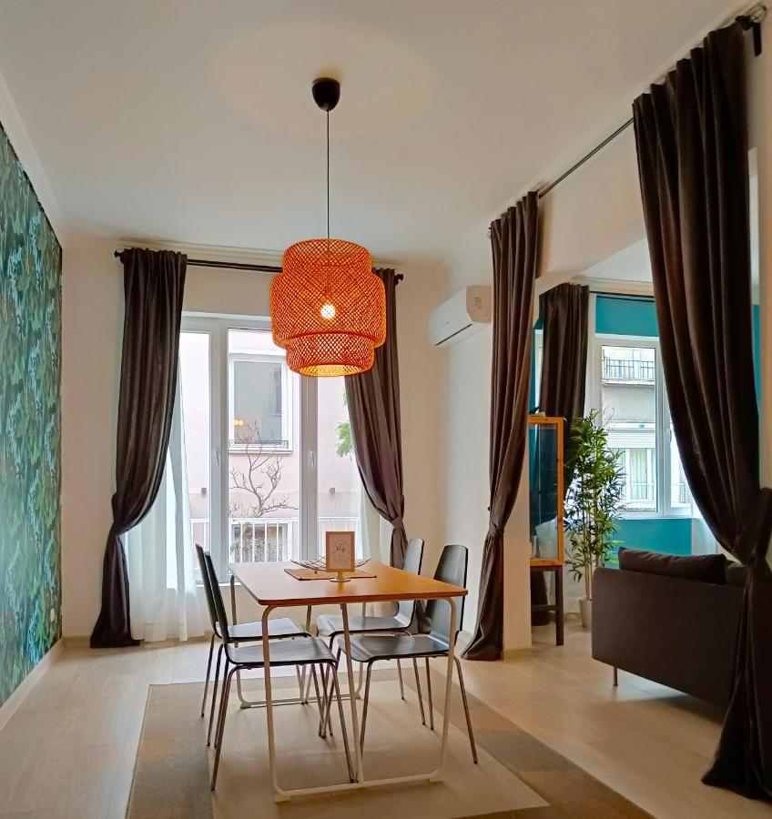 Newly Refurbished Apartment In The City Center Sofia Buitenkant foto