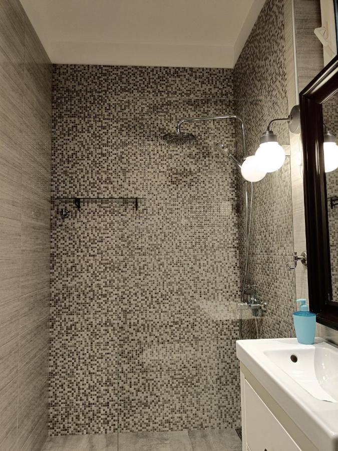 Newly Refurbished Apartment In The City Center Sofia Buitenkant foto