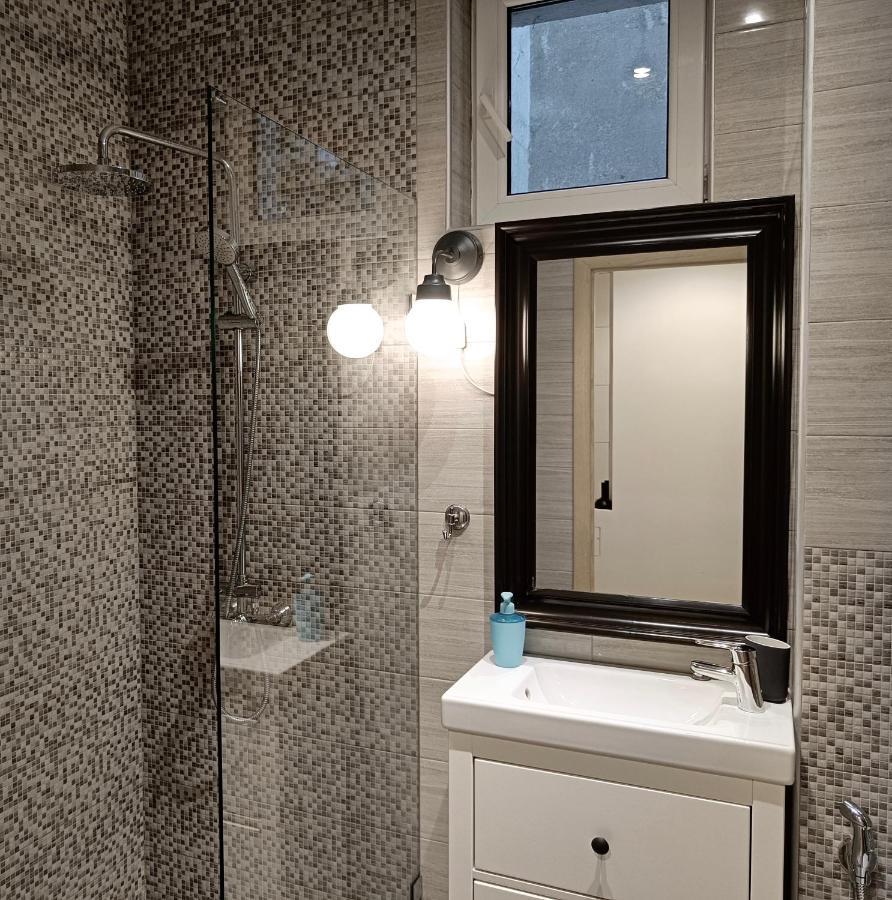 Newly Refurbished Apartment In The City Center Sofia Buitenkant foto